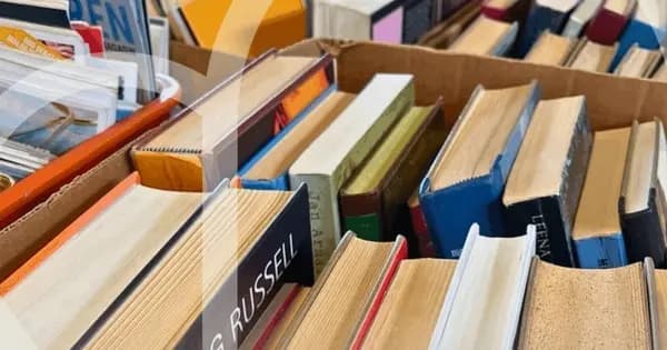 Bogsalg på Nykøbing Bibliotek